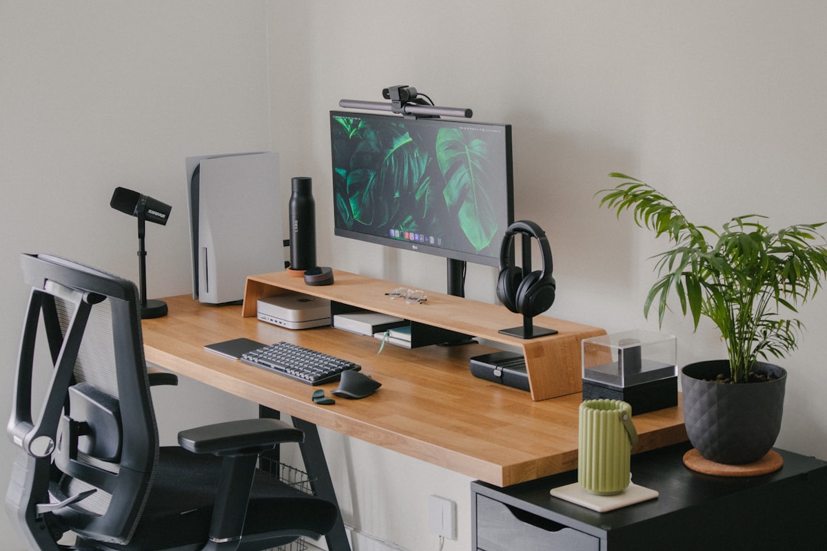 Dusk Architect Swing-Arm LED Desk Lamp — View 3 | LIGNIA