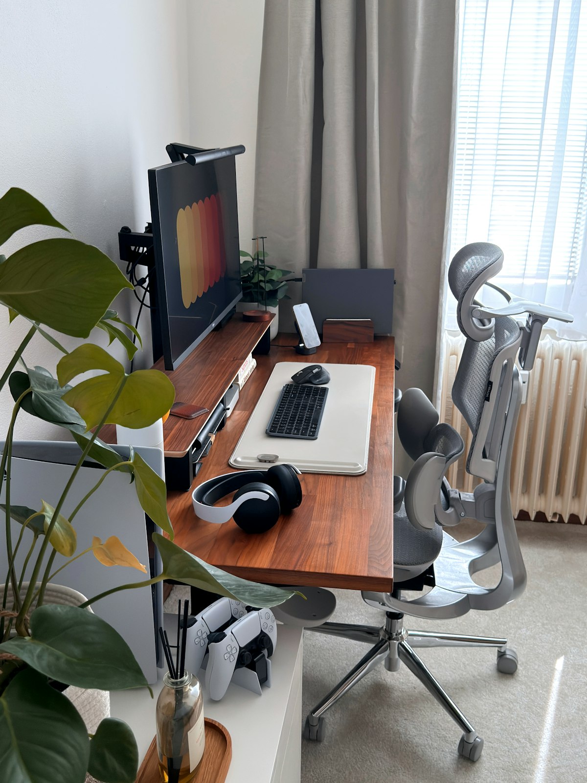 Velo Premium PU Leather Desk Pad — View 3 | LIGNIA